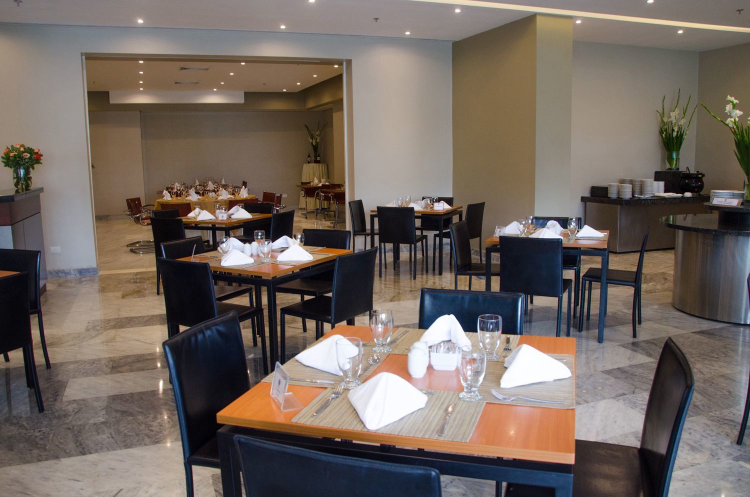 Hotel Paseo De Las Mercedes Caracas Exteriör bild