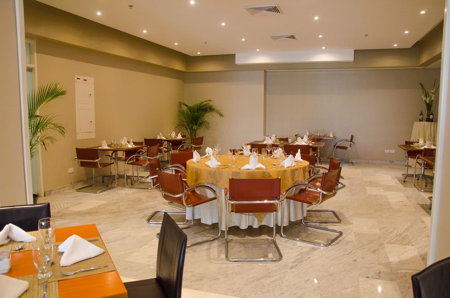 Hotel Paseo De Las Mercedes Caracas Exteriör bild